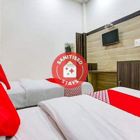 Oyo 75850 Vishwanath Guest House Варанасі Екстер'єр фото