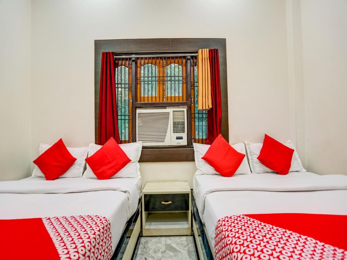 Oyo 75850 Vishwanath Guest House Варанасі Екстер'єр фото